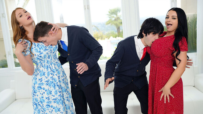 Mom Swap - Skylar Snow - Payton Preslee - Elias Cash - Parker Ambrose - Wild & Wanton Swap with Pierced Princesses / 02.07.2023