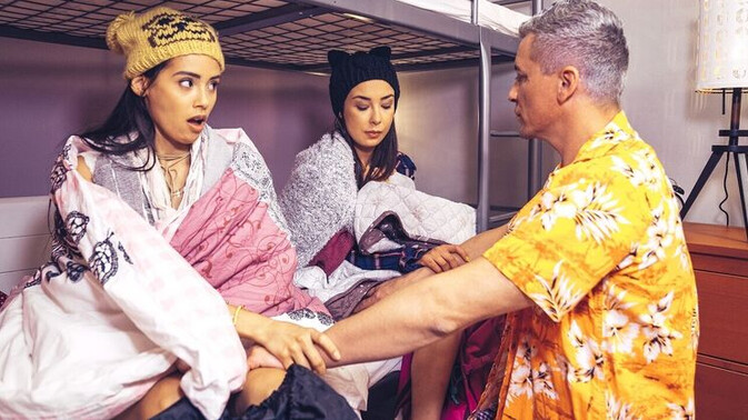 Fake Hostel - Andreina DeLuxe - Steve Q - Freya Dee - Lick and Ride / 02.05.2019