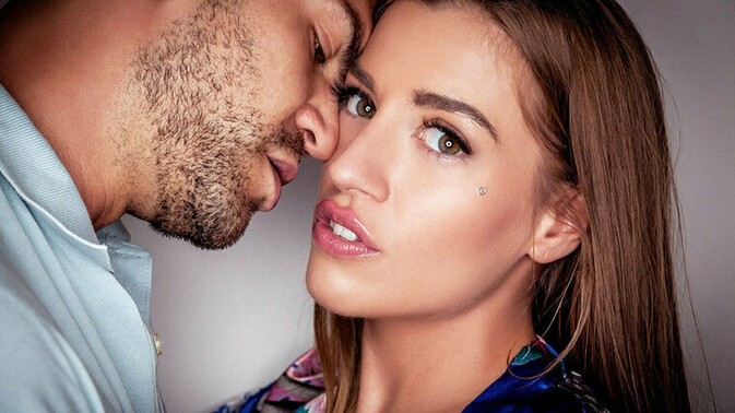 SexArt - Juan Lucho - Silvia Dellai - Tattooed Temptress Silvia Dellai Unleashed / 12.05.2018