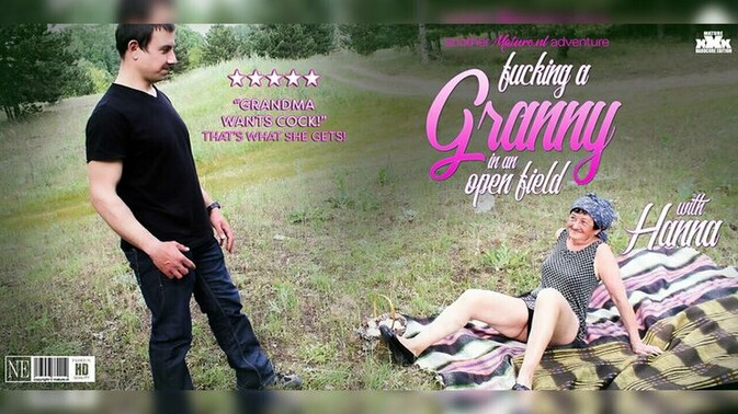 Mature.nl - Roberto - Hanna D. - Short haired granny Hanna D. gets cum on her pussy / 26.07.2024