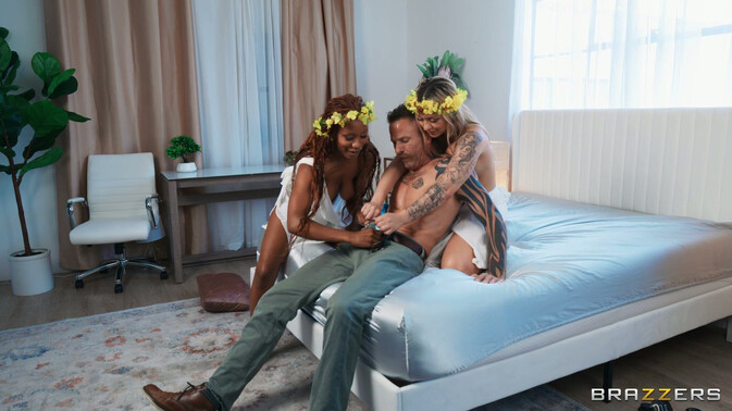 Brazzers - Jenna Foxx - Scott Nails - Gypsy Rose - Bubble Butt Blonde Summer Fling / 13.07.2024